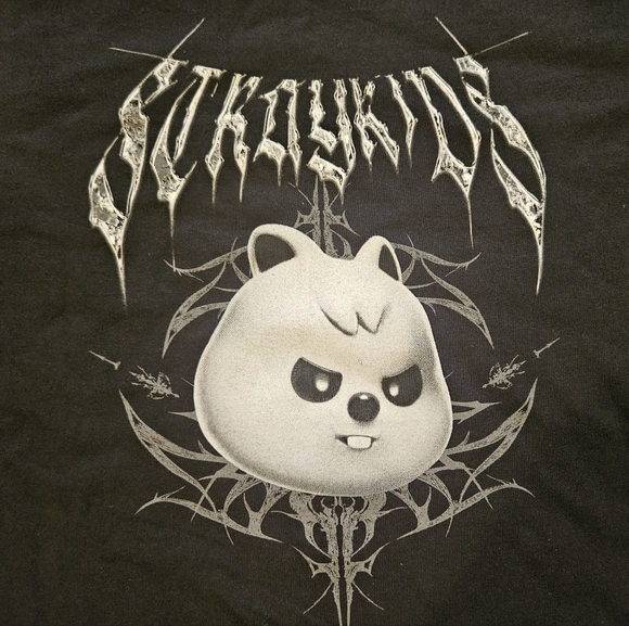 Stray Kids dominATE Tour Evil Skzoo Han Quokka T-Shirt - Picture 3 of 4